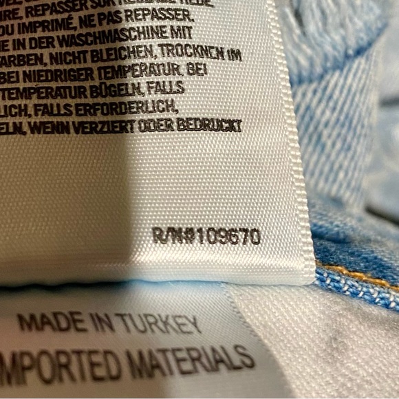 Agolde Parker Jean Shorts - Picture 6 of 6